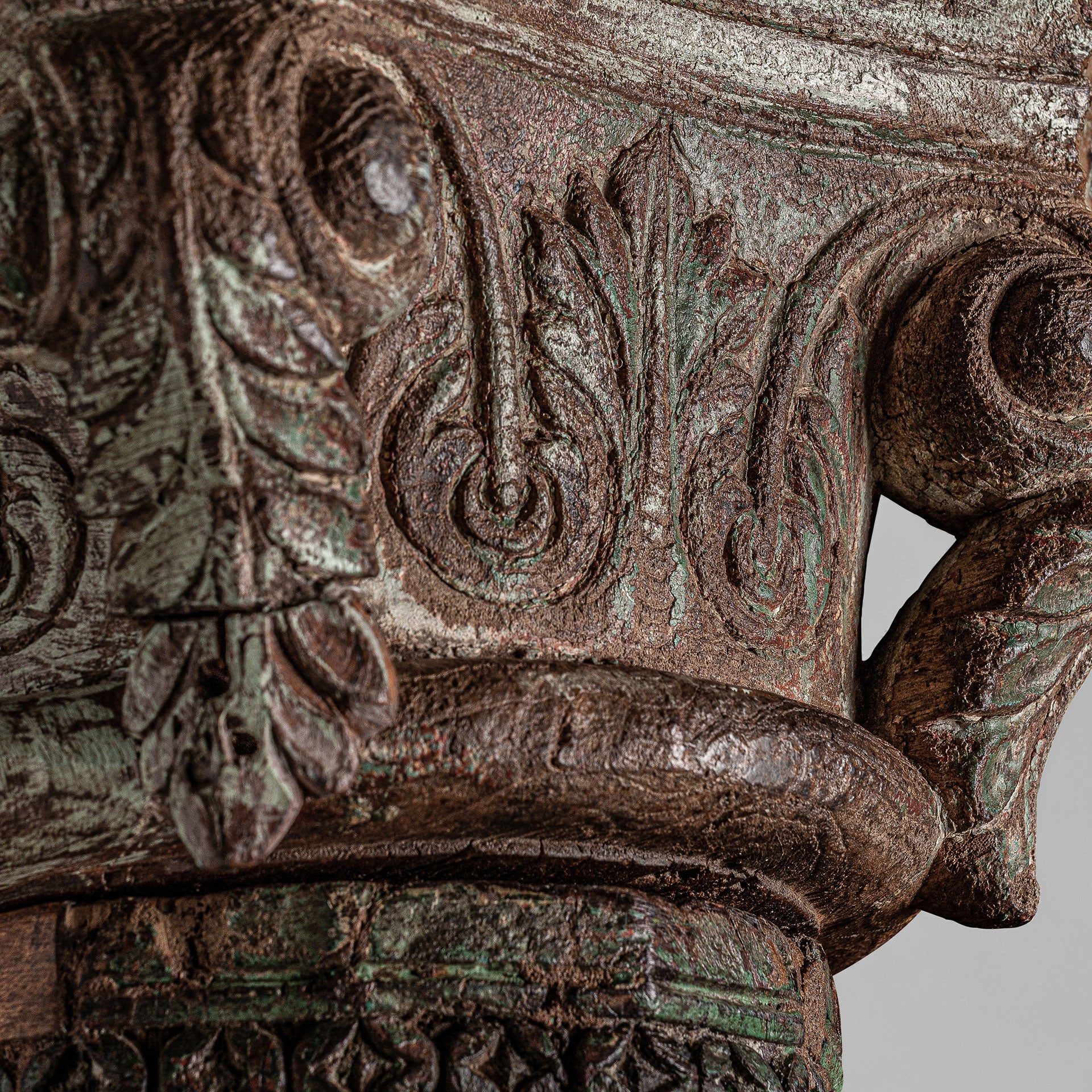 CACIA COLUMN